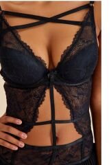 Roma Siyah Balenli Dantel Detaylı Babydoll