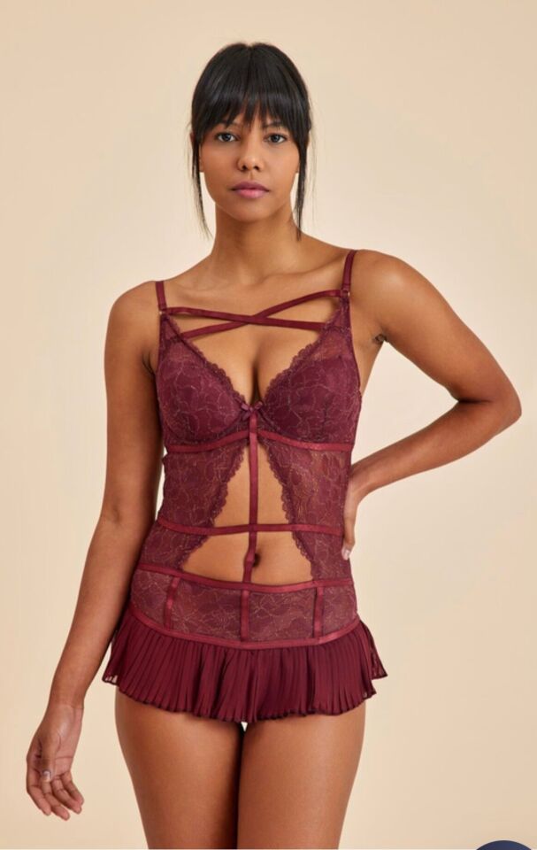 Roma Siyah Balenli Dantel Detaylı Babydoll 80B - bordo