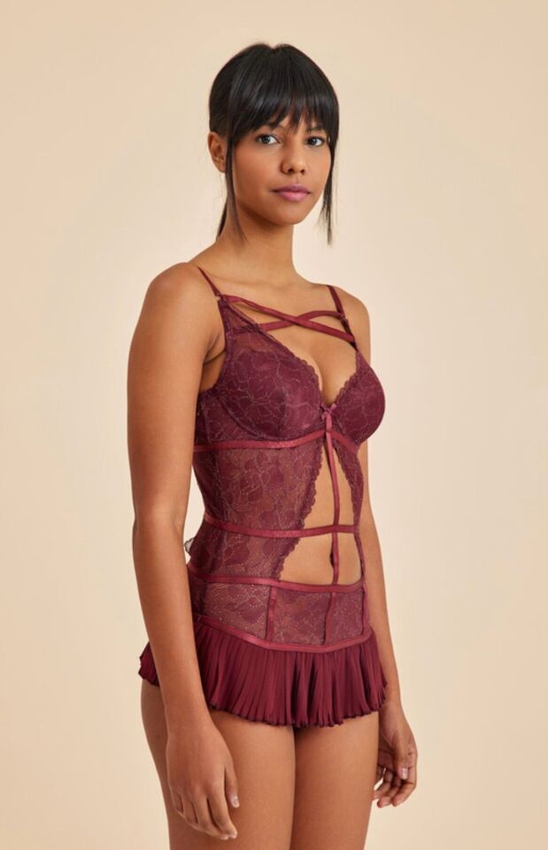 Roma Siyah Balenli Dantel Detaylı Babydoll 85B - bordo