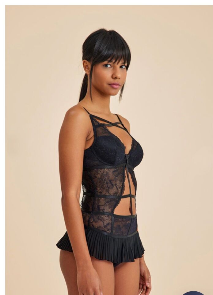 Roma Siyah Balenli Dantel Detaylı Babydoll 75B - siyah