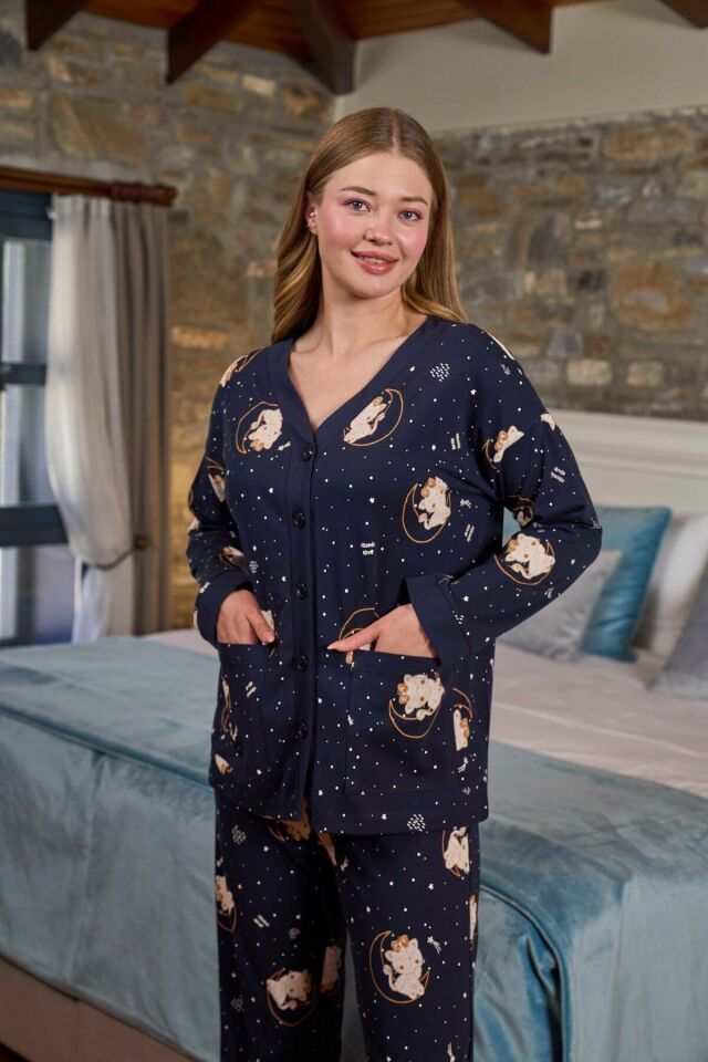 Önden Düğmeli Desenli Uzun Kol Pijama 38