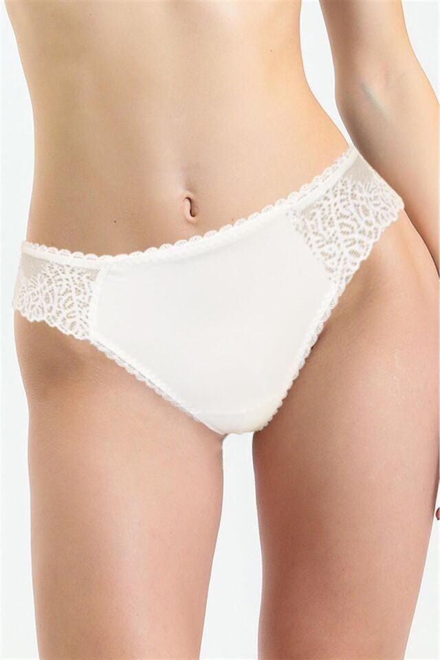 Arkası Dantelli String Külot XL - beyaz