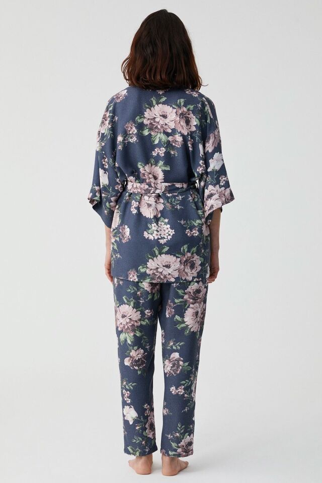 Çiçek desenli üçlü pijama takımı L - pembe çiçek