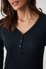 Yumuşak dokulu pijama takımı