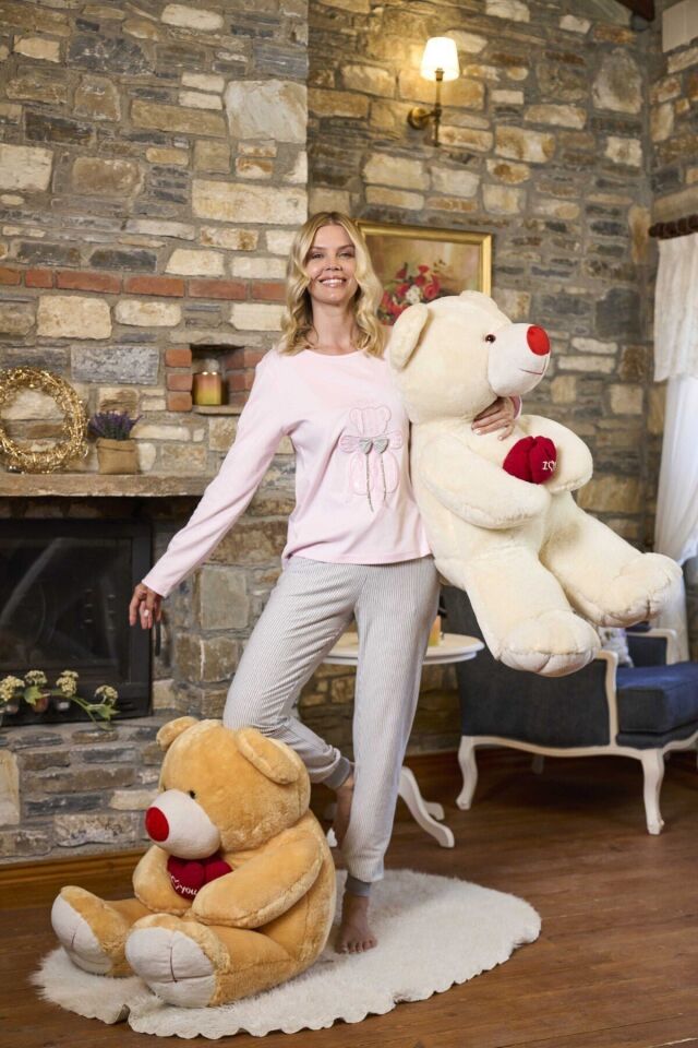 Aplike Detay Uzun Kol Kadın Pijama Takımı 40
