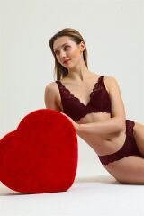 İnce Dantelli Push Up Destekli Sütyen